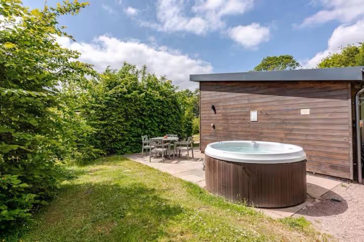 The Baiting House Hotell Upper Sapey Exteriör bild