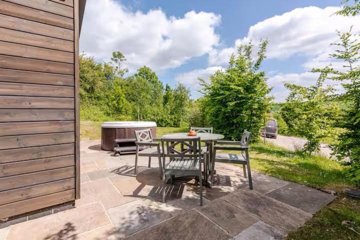The Baiting House Hotell Upper Sapey Exteriör bild